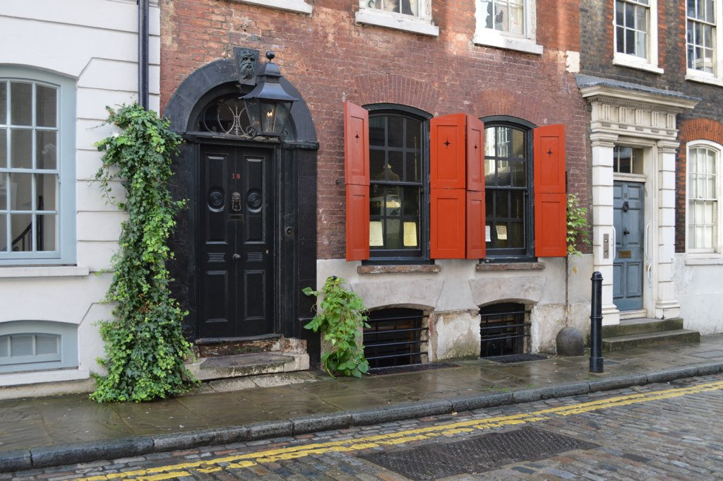 Culture, history, and Quirks: Dennis Severs' House