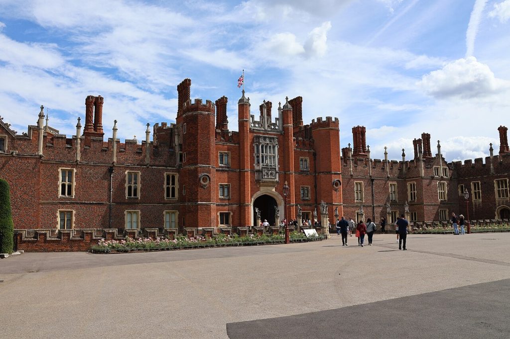 Hampton Court Palace